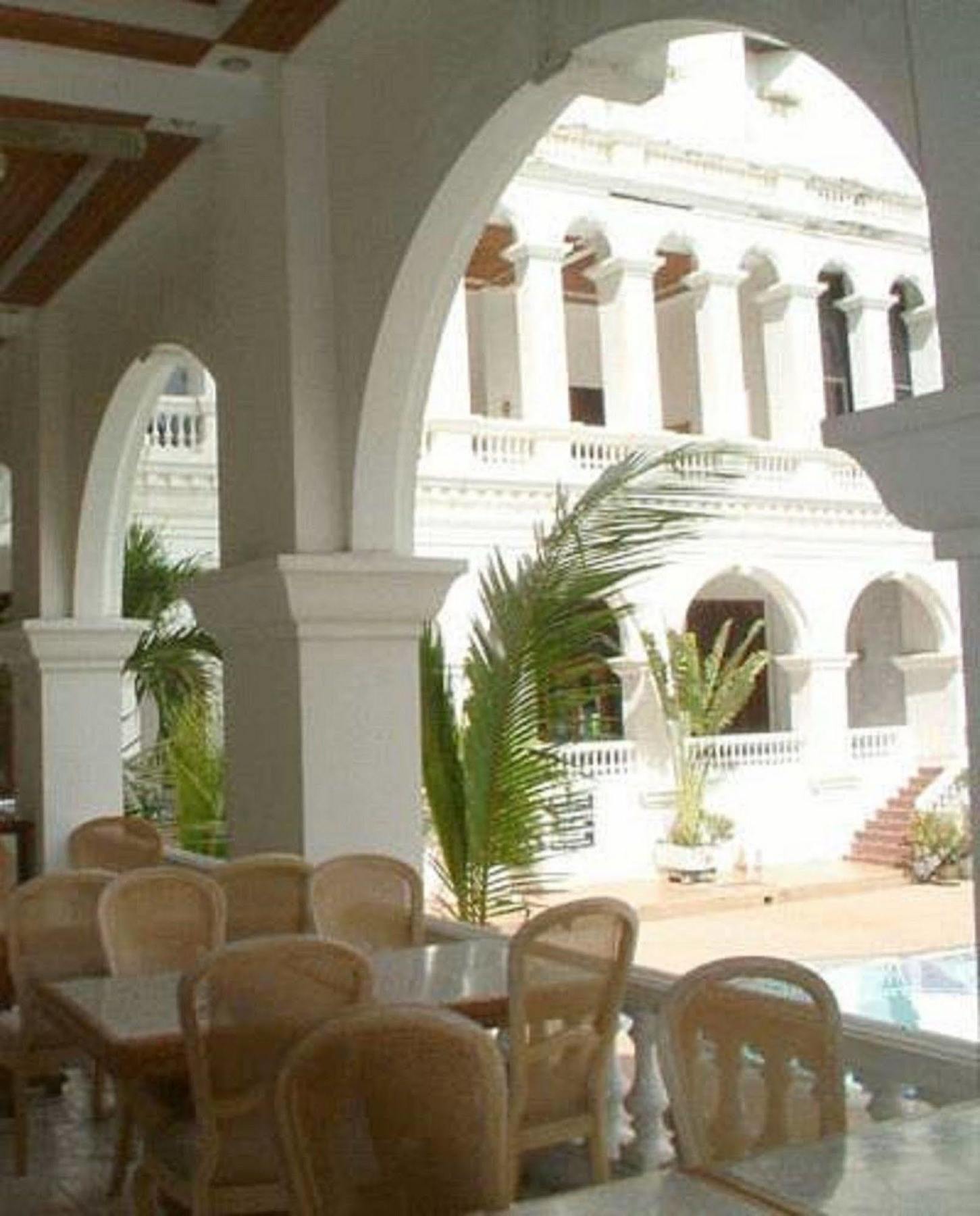 Grand Sole Pattaya Beach Hotel 레스토랑 사진